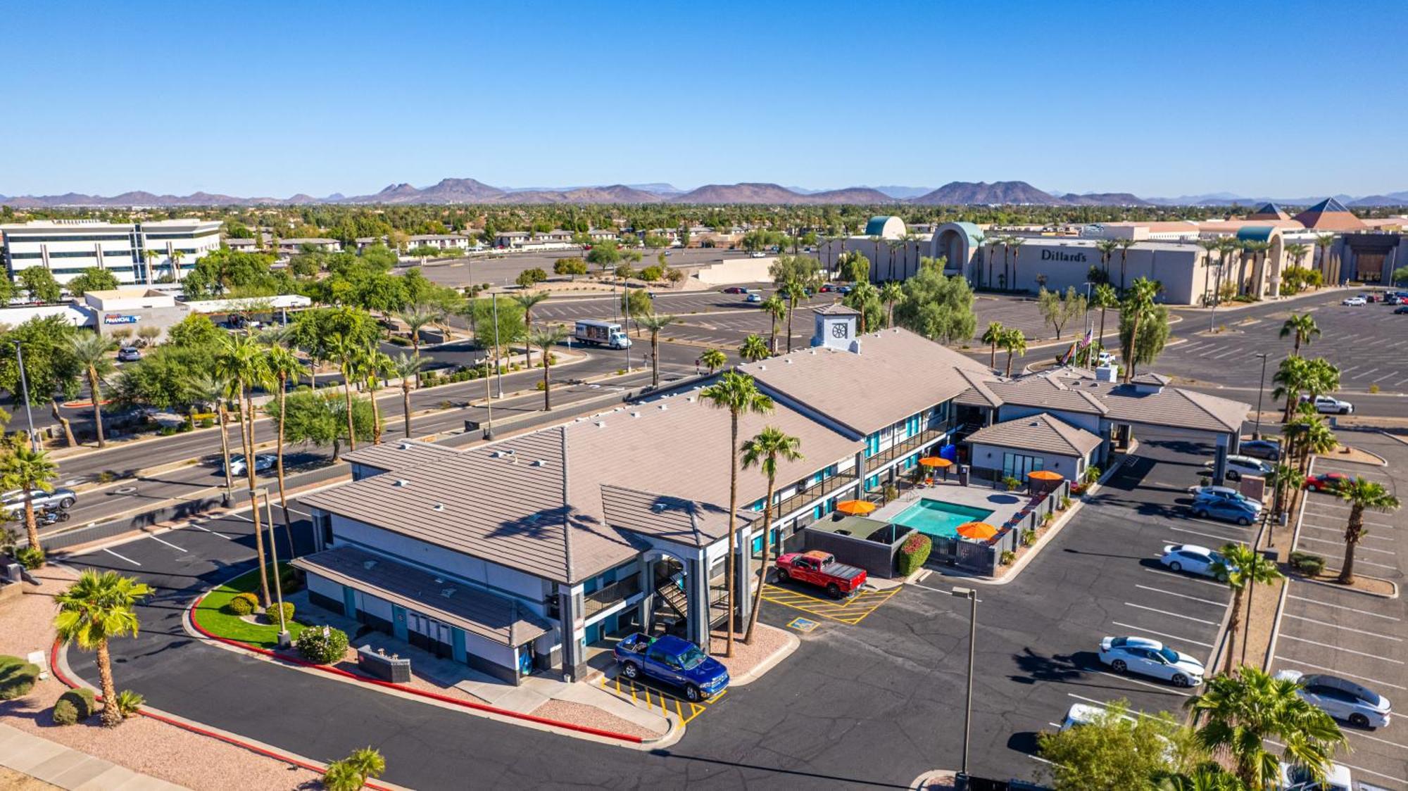 The Hotel Serene Glendale Peoria, Surestay Collection By Best Western Exterior photo